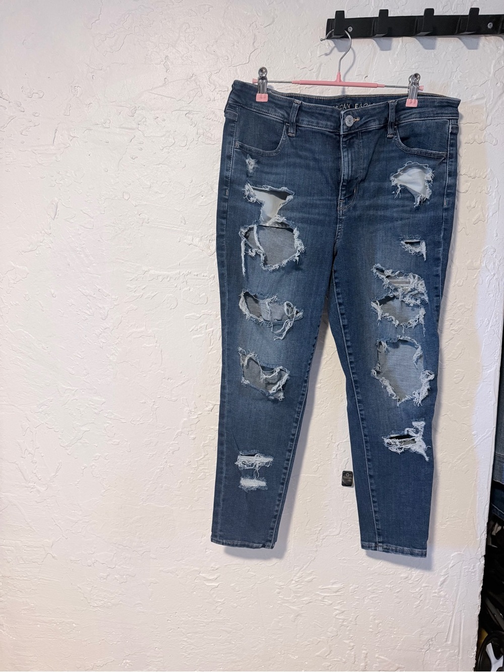 American Eagle - Ripped High-Rise Women’s Jeans - Dark Blue -size14 x-short